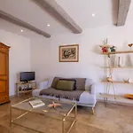 Les Palmiers By Interhome شقة *